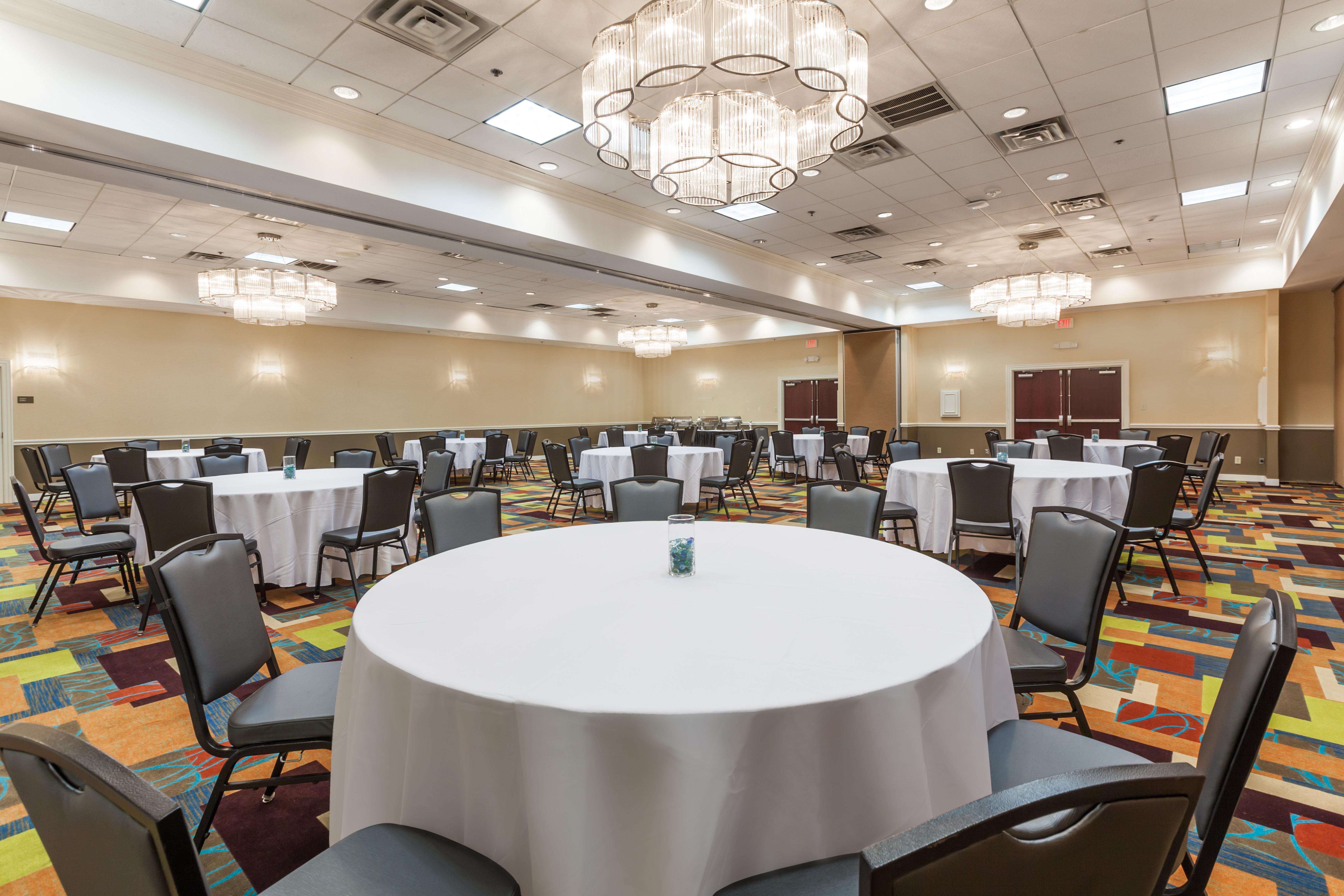 Holiday Inn Hotel & Suites Oklahoma City North By Ihg Exterior photo